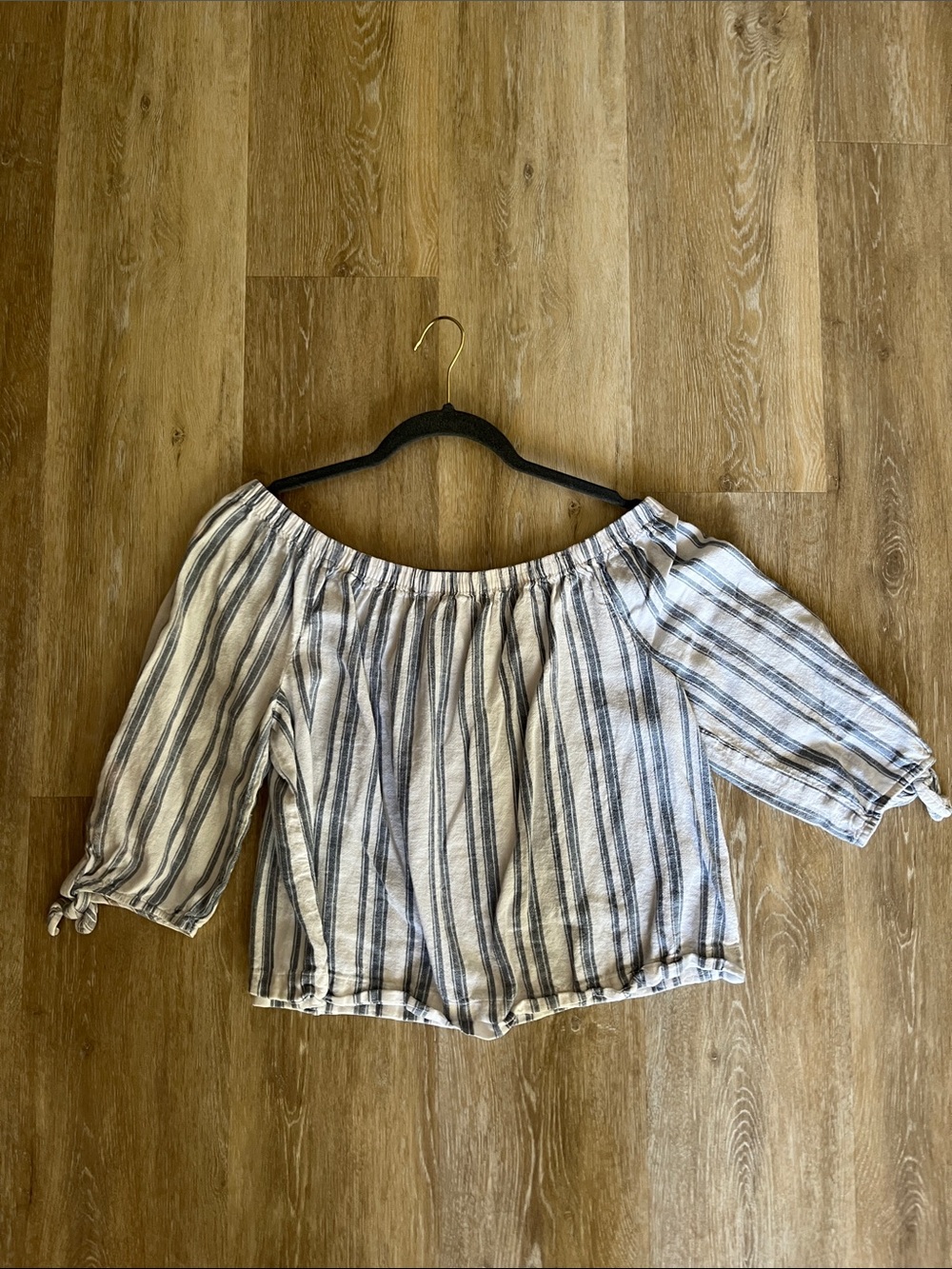 Southern Tide Blue & White Striped Off-Shoulder Linen & Viscose Blouse